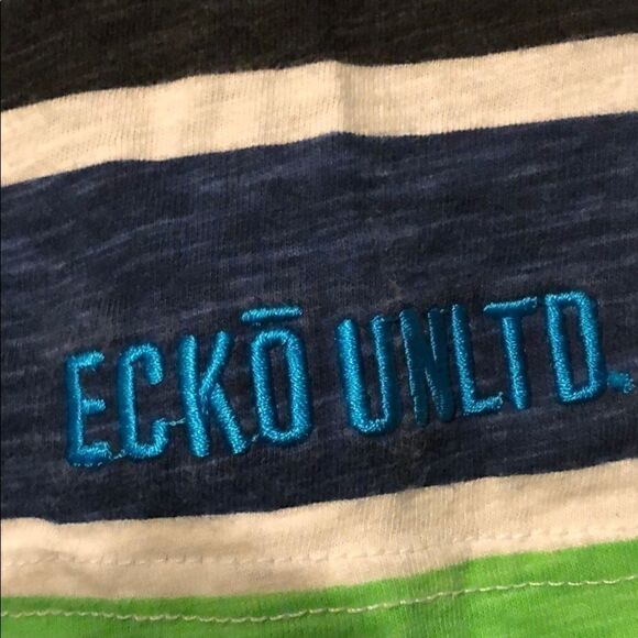 3/$15 Boys size small Ecko tee - Picture 3 of 5